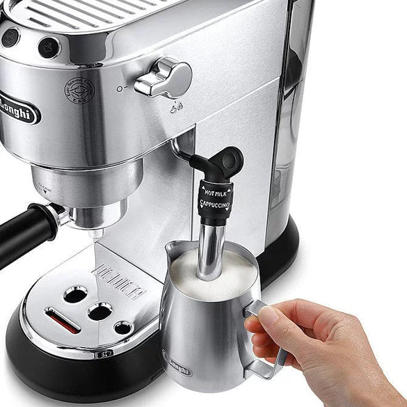 De’Longhi – DEDICA Espresso Machine with 15 bars of pressure and Milk Frother – Metal