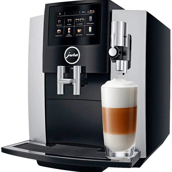 Jura S8 Espresso Machine with 15 bars of pressure and Milk Frothier