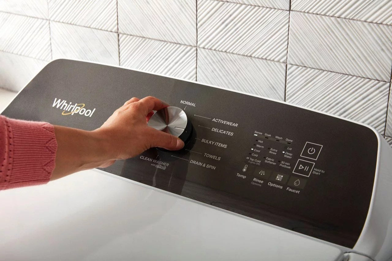 Whirlpool – 4.5 Cu. Ft. Top Load Washer with Built-In Water Faucet – White