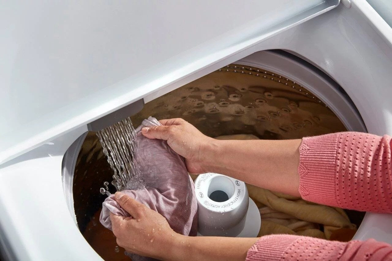 Whirlpool – 4.5 Cu. Ft. Top Load Washer with Built-In Water Faucet – White