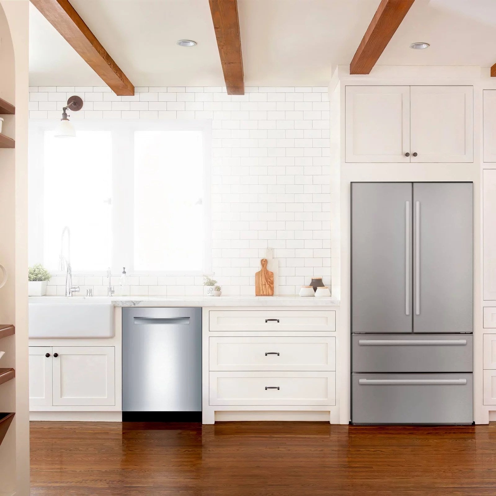 Bosch 500 Series 24″ White Built in Dishwasher-SHPM65Z52N